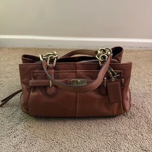 Coach Chelsea Carryall